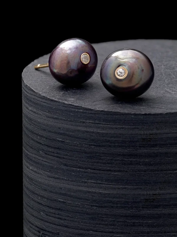 Black Pearl and White Diamonds 18K Yellow Gold Post Earrings